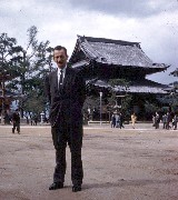 S0942 Gordon Bennett in japan